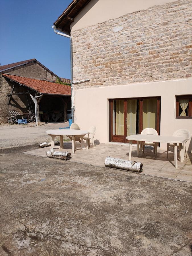 Bed and Breakfast La Ferme Du Grand Faubourg Pont-de-Vaux Zewnętrze zdjęcie